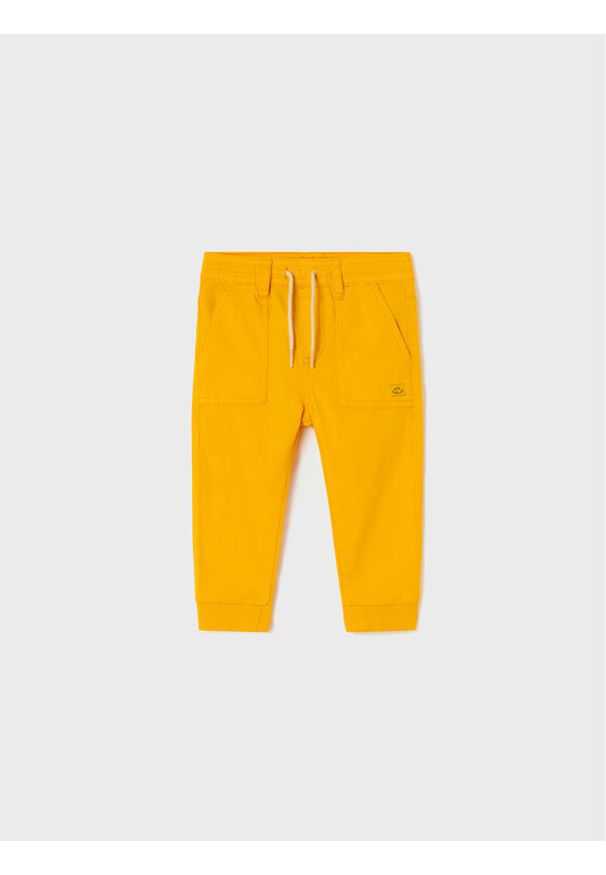 Mayoral Spodnie dresowe 1523 Pomarańczowy Regular Fit. Kolor: pomarańczowy. Materiał: bawełna