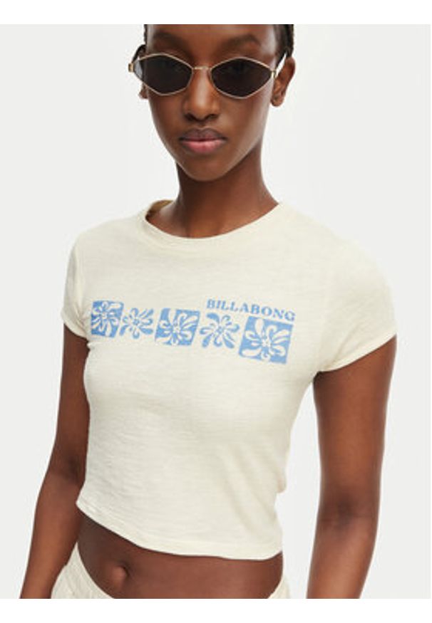 Billabong T-Shirt Baby EBJKT00119 Beżowy jasny Slim Fit. Kolor: beżowy. Materiał: bawełna