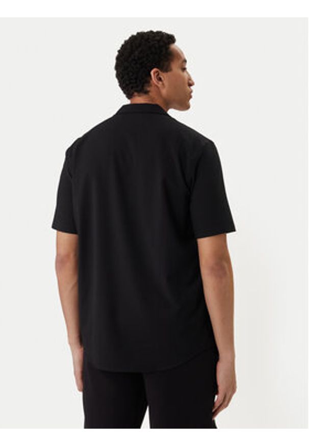 Karl Lagerfeld - KARL LAGERFELD Koszula 605942 562034 Czarny Regular Fit. Typ kołnierza: dekolt w karo. Kolor: czarny. Materiał: syntetyk