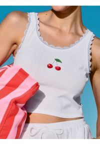 Sinsay - Top z koronkowymi ramiączkami i ozdobnymi cyrkoniami - biały. Kolor: biały. Materiał: koronka. Długość rękawa: na ramiączkach #1