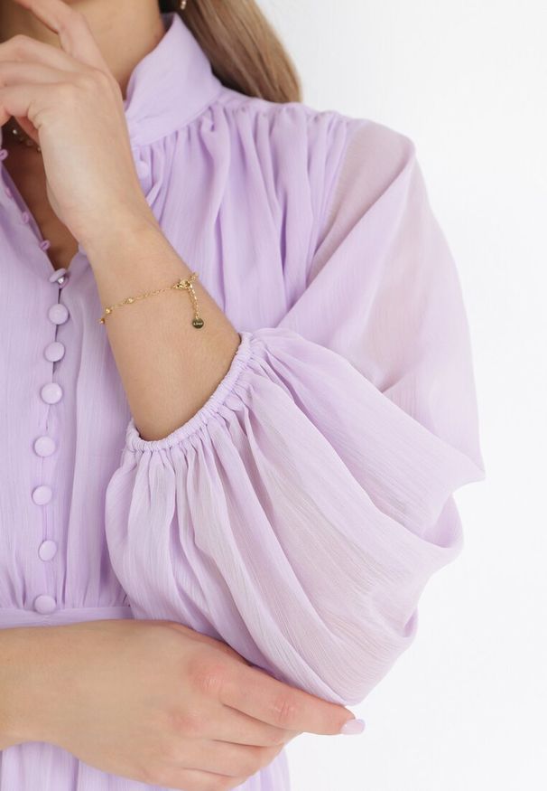 Born2be - Fioletowa Taliowana Sukienka Mini z Rękawami 3/4 i Falbanką Serafilla. Kolor: fioletowy. Materiał: tkanina. Sezon: wiosna, lato. Długość: mini