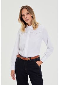 MOODO - Gładka koszula biała. Kolor: biały. Materiał: poliester, bawełna, elastan. Wzór: gładki #1