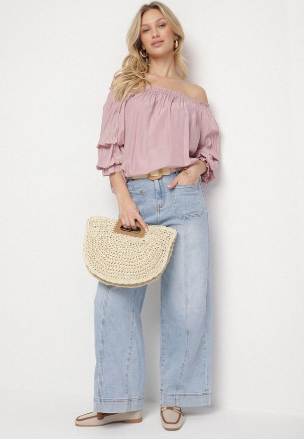 Born2be - Różowa Bluzka z Wiskozą Dekoltem w Łódkę i Falbanami Fenalora. Okazja: na co dzień. Typ kołnierza: dekolt w łódkę. Kolor: różowy. Materiał: wiskoza. Styl: casual, elegancki