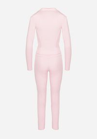 Born2be - Jasnoróżowy Komplet Sportowy Bluza z Wycięciem na Kciuk i Legginsy Redinelle. Kolor: różowy #6