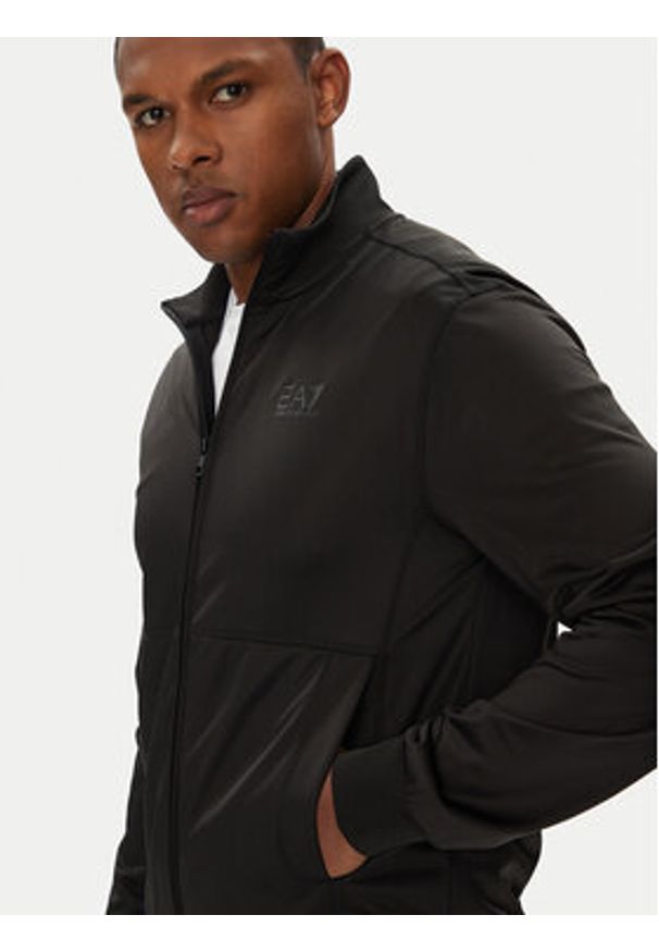 EA7 Emporio Armani Dres 7M000237 AF12449 UC001 Czarny Regular Fit. Kolor: czarny. Materiał: syntetyk