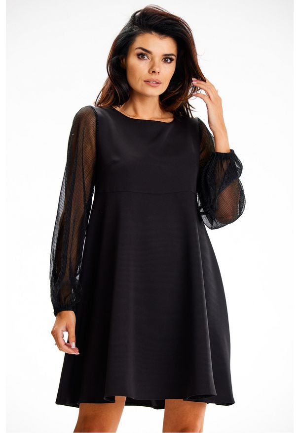 Awama - Elegancka sukienka trapezowa z tiulowymi rękawami czarna. Kolor: czarny. Materiał: tiul. Typ sukienki: trapezowe. Styl: elegancki