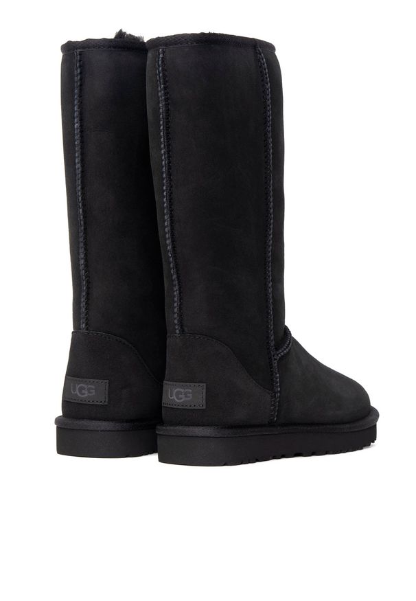 Ugg - Buty zimowe damskie czarne UGG W Classic Tall II. Okazja: na plażę. Kolor: czarny. Materiał: materiał. Sezon: zima. Styl: młodzieżowy