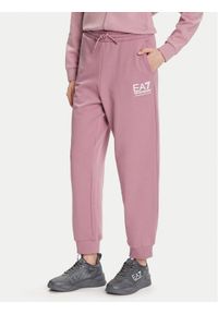 EA7 Emporio Armani Spodnie dresowe 7W000418 AF12473 UA272 Różowy Regular Fit. Kolor: różowy. Materiał: bawełna