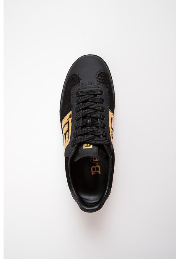Balmain - Sneakersy damskie skórzane BALMAIN. Materiał: skóra