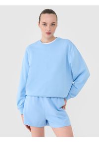 4f - 4F Bluza dresowa nierozpinana bez kaptura damska - niebieska L. Okazja: na co dzień. Typ kołnierza: bez kaptura. Kolor: niebieski. Materiał: dresówka. Wzór: gładki, ze splotem. Styl: casual, sportowy #1