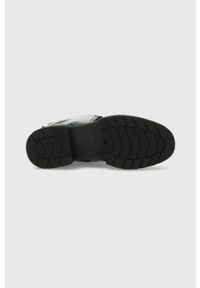 MEXX - Mexx Kozaki damskie kolor czarny na płaskim obcasie. Nosek buta: okrągły. Kolor: czarny. Materiał: guma. Obcas: na obcasie. Wysokość obcasa: niski #2