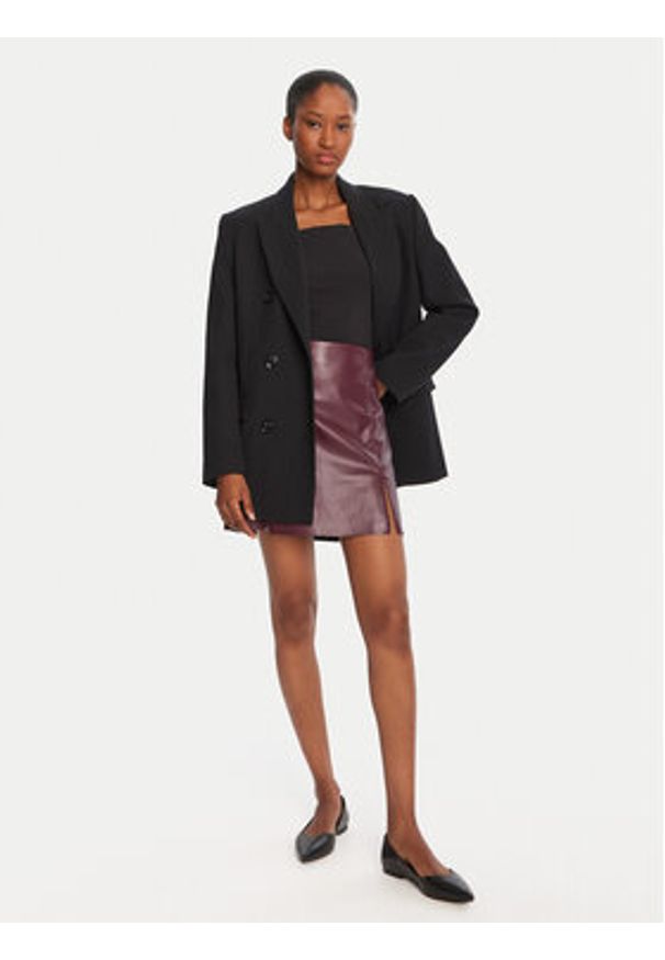 Vero Moda Spódnica z imitacji skóry Nelly 10322469 Fioletowy Regular Fit. Kolor: fioletowy. Materiał: skóra