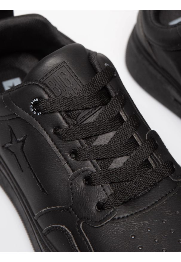 Big-Star - Sneakersy męskie ze skóry ekologicznej czarne RR174572 906. Okazja: na co dzień. Zapięcie: sznurówki. Kolor: czarny. Materiał: skóra ekologiczna. Szerokość cholewki: normalna. Wzór: gładki