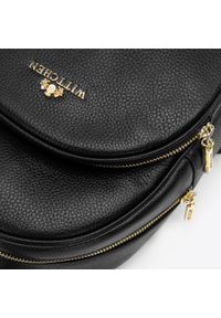 Wittchen - Damski plecak skórzany zaokrąglony mały. Kolor: czarny. Materiał: skóra. Wzór: haft. Styl: casual #2