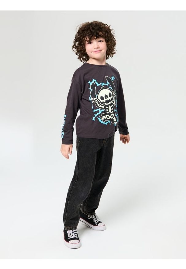 Sinsay - Koszulka z długimi rękawami świecąca w ciemności Stitch - szary. Kolor: szary. Długość rękawa: długi rękaw. Długość: długie