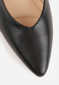 Renee - Czarne Balerinki Vices Ozdobione Migdałowym Noskiem Neoranea. Okazja: na co dzień. Kolor: czarny. Materiał: jeans. Wzór: aplikacja. Styl: casual, elegancki, klasyczny #3