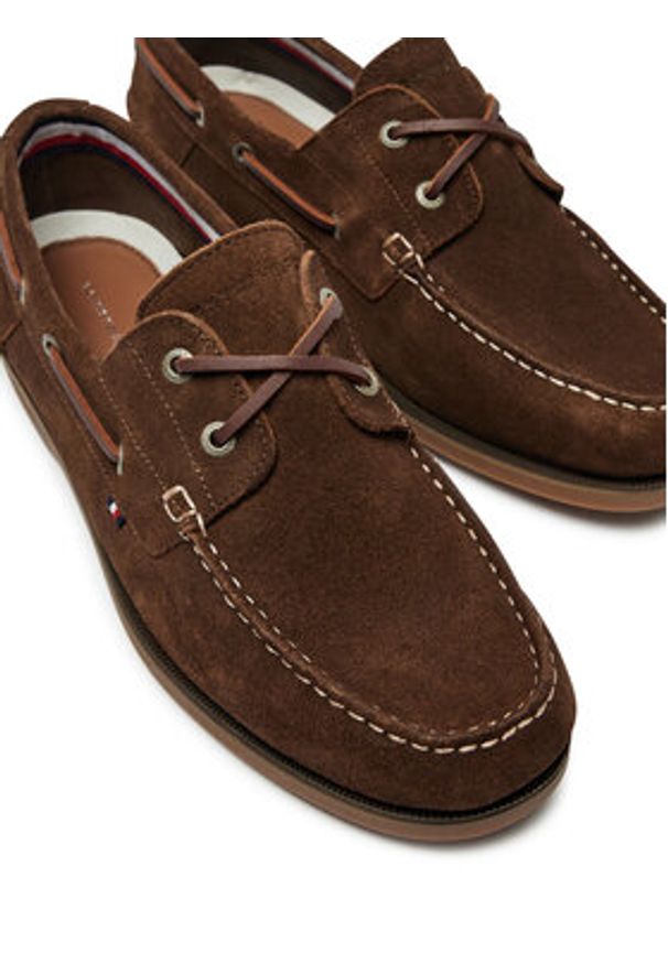 TOMMY HILFIGER - Tommy Hilfiger Półbuty Th Boat Shoe Core Suede FM0FM05387 Brązowy. Kolor: brązowy. Materiał: zamsz, skóra