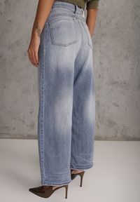 Renee - Niebieskie Szerokie Jeansy High Waist z Łańcuchem Kassania. Stan: podwyższony. Kolor: niebieski. Wzór: aplikacja #2