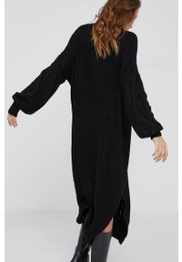 Answear Lab - Sukienka z domieszką wełny. Kolor: czarny. Materiał: wełna. Długość rękawa: długi rękaw. Wzór: gładki. Styl: wakacyjny #7