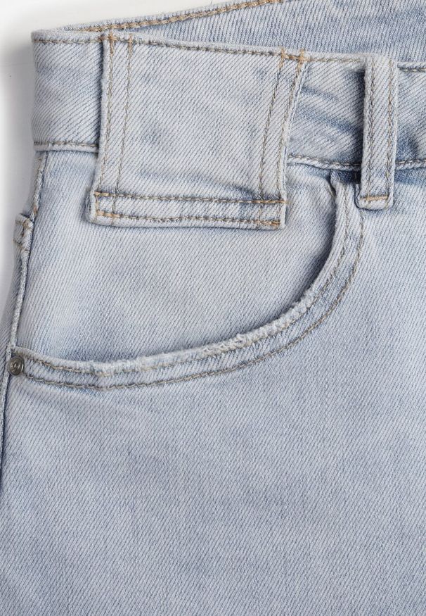 Renee - Niebieskie Jeansy Mom Fit z Bawełną High Waist Wentren. Okazja: na co dzień. Stan: podwyższony. Kolor: niebieski. Styl: casual