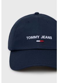 Tommy Jeans czapka bawełniana AM0AM09575.9BYY kolor granatowy z aplikacją. Kolor: niebieski. Materiał: bawełna. Wzór: aplikacja #2