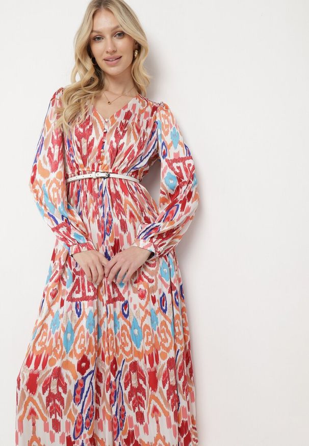 Born2be - Bordowo-Beżowa Sukienka Maxi z Wzorem Etno i Gumką w Talii Junimiza. Kolor: czerwony. Materiał: tkanina. Styl: etno. Długość: maxi