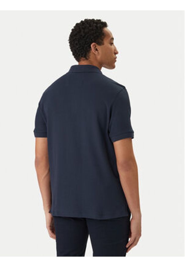 Nautica Polo Cabin NCCR0110 Granatowy Classic Fit. Typ kołnierza: polo. Kolor: niebieski. Materiał: syntetyk