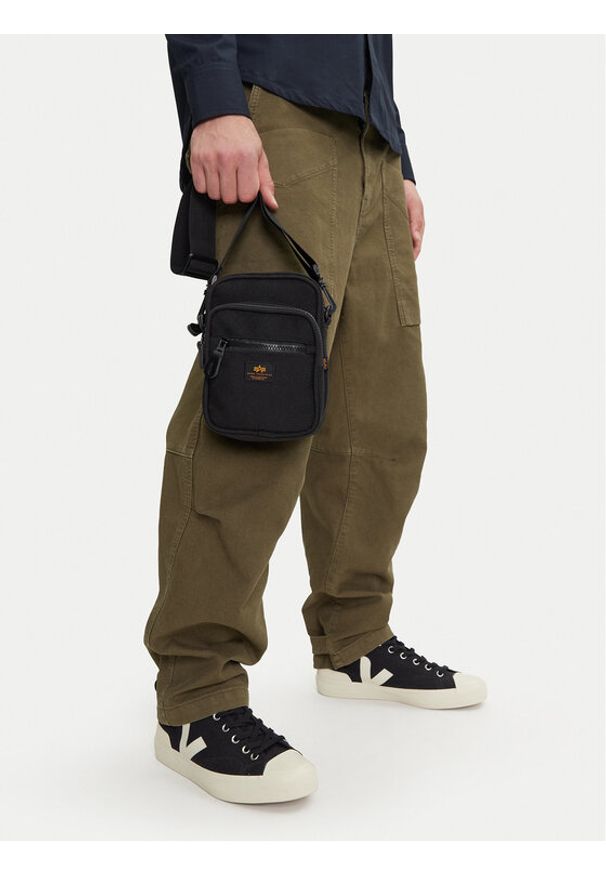 Alpha Industries Saszetka 156941 Czarny. Kolor: czarny. Materiał: materiał