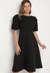 Born2be - Czarna Sukienka o Rozkloszowanym Kroju z Bufiastymi Rękawami Melisseia. Kolor: czarny. Styl: klasyczny #3