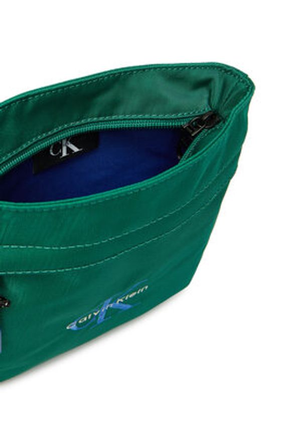Calvin Klein Saszetka Bold Flatpack LV04D3178G Zielony. Kolor: zielony. Materiał: materiał