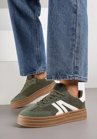 Renee - Zielone Sneakersy Tenisówki na Platformie z Tłoczeniem i Geometrycznym Motywem Kialie. Okazja: na co dzień. Kolor: zielony. Wzór: geometria. Obcas: na platformie #5