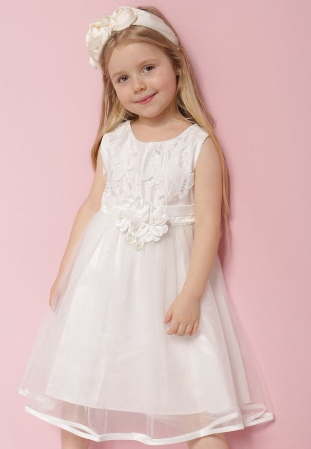 Born2be - Biała Tiulowa Sukienka w Stylu Princeski z Aplikacjami 3D Piwira. Okazja: na imprezę. Kolor: biały. Materiał: tiul. Wzór: aplikacja