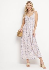 Born2be - Jasnoróżowa Sukienka Bawełniana Rozkloszowana w Kwiatowy Print na Regulowanych Ramiączkach Rosapia. Typ kołnierza: dekolt w kształcie V. Kolor: różowy. Materiał: bawełna. Długość rękawa: na ramiączkach. Wzór: kwiaty, nadruk. Typ sukienki: rozkloszowane #1