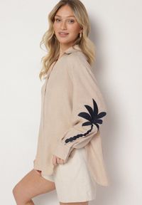 Born2be - Beżowa Koszula Ozdobiona Haftem na Rękawach Natiluna. Typ kołnierza: kołnierzyk klasyczny. Kolor: beżowy. Materiał: jeans. Wzór: aplikacja, haft. Styl: klasyczny #3