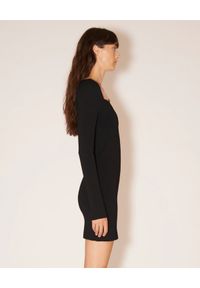 NANUSHKA - Czarna sukienka mini Marina. Kolor: czarny. Materiał: tkanina, prążkowany, wiskoza. Długość rękawa: długi rękaw. Typ sukienki: dopasowane. Długość: mini #4