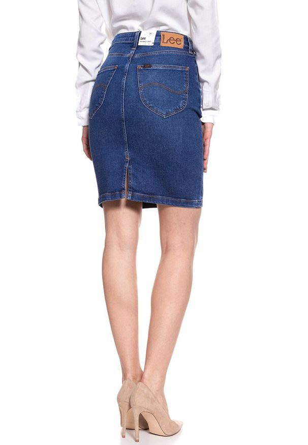 Lee - SPÓDNICA JEANSOWA LEE HIGH WAIST SKIRT TRUE BLUE L38QROPB 112108313. Stan: podwyższony. Materiał: jeans