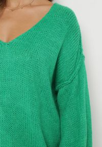 Born2be - Zielony Sweter z Szerokimi Rękawami Armananis. Kolor: zielony. Materiał: tkanina, dzianina #3