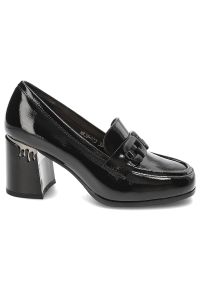Czarne Półbuty S.Barski Eleganckie Lakierowane Obuwie Damskie. Okazja: do pracy. Kolor: czarny. Materiał: lakier. Obcas: na obcasie. Styl: elegancki. Wysokość obcasa: średni