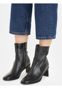 Calvin Klein Botki Curved Stil Ankle Boot 55 HW0HW01889 Czarny. Kolor: czarny. Materiał: skóra #4