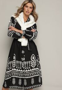 Born2be - Czarna Sukienka Koszulowa w Etno Wzór z Paskiem Avierira. Okazja: na co dzień. Kolor: czarny. Materiał: wiskoza, materiał. Typ sukienki: koszulowe. Styl: etno #1