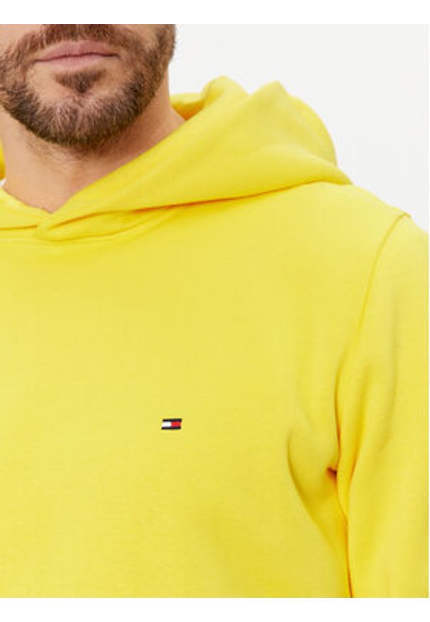 TOMMY HILFIGER - Tommy Hilfiger Bluza Flag Logo MW0MW34266 Żółty Regular Fit. Kolor: żółty. Materiał: bawełna