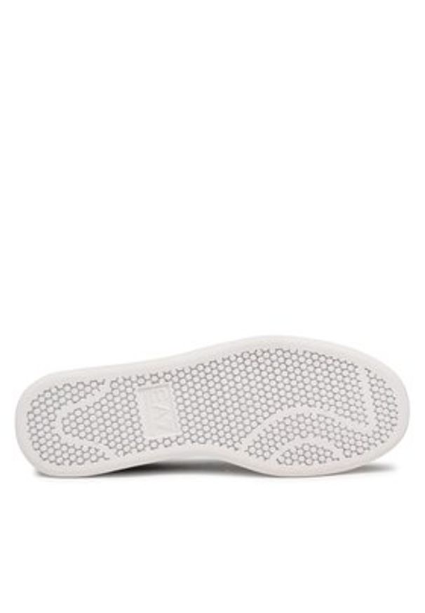 EA7 Emporio Armani Sneakersy X7X009 XK329 N763 Czarny. Kolor: czarny. Materiał: skóra