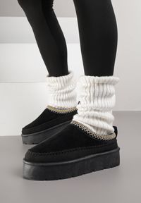 Born2be - Czarne Śniegowce Ocieplone na Platformie z Ozdobnym Wyszywaniem Reitenna. Okazja: na co dzień. Kolor: czarny. Materiał: jeans. Obcas: na platformie. Styl: elegancki, casual, klasyczny