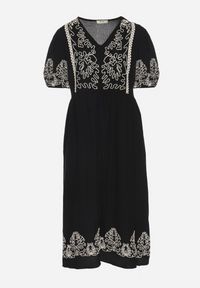 Born2be - Czarna Bawełniana Sukienka Boho o Rozkloszowanym Kroju Zdobiona Haftem Lannivra. Okazja: na imprezę, na co dzień. Typ kołnierza: dekolt w kształcie V. Kolor: czarny. Materiał: bawełna. Wzór: aplikacja, haft. Sezon: lato. Typ sukienki: rozkloszowane. Styl: boho #3