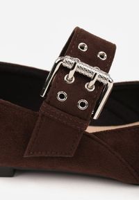 Renee - Ciemnobrązowe Balerinki Vices w Stylu Mary Jane ze Skórzaną Wkładką Rilaneia. Okazja: na co dzień. Kolor: brązowy. Materiał: skóra. Wzór: grochy. Styl: casual, klasyczny #2