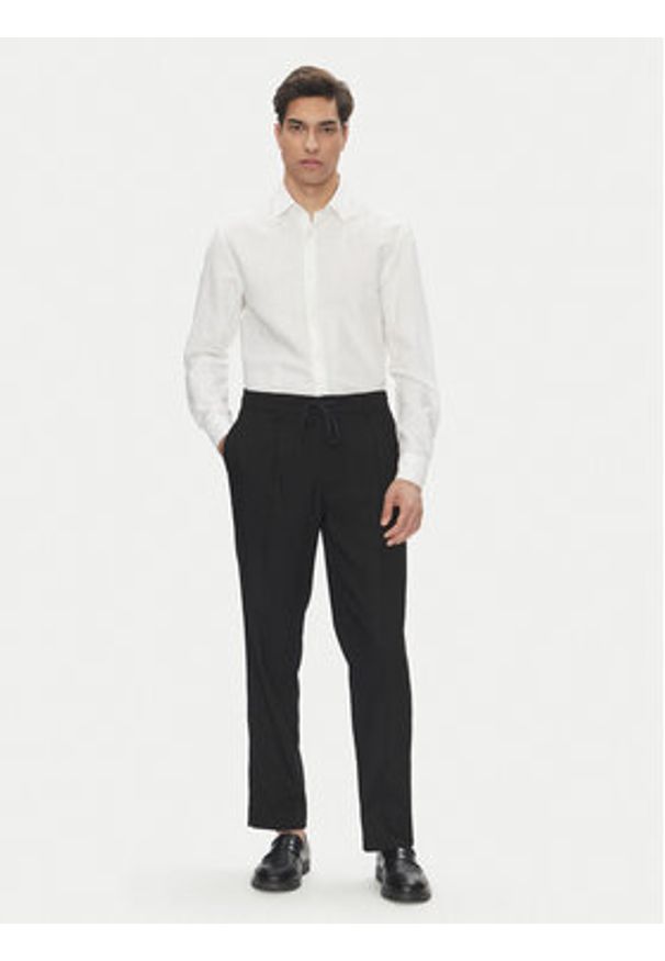 BOSS Koszula C-Hal 50539531 Biały Casual Fit. Okazja: na co dzień. Kolor: biały. Materiał: len. Styl: casual