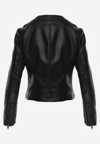 Renee - Czarna Kurtka w Stylu Gładkiej Ramoneski z Dekoltem Crew Neck Issanore. Okazja: na co dzień. Kolor: czarny. Materiał: skóra, poliester. Wzór: gładki. Styl: casual, klasyczny #3