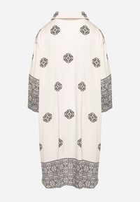 Born2be - Beżowa Wiskozowa Sukienka Ozdobiona Geometrycznym Wzorem Nalanessa. Okazja: na co dzień. Kolor: beżowy. Materiał: wiskoza. Wzór: aplikacja, geometria. Styl: klasyczny, casual, elegancki. Długość: mini #3