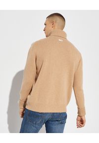 FAY - Beżowy sweter z wełny. Typ kołnierza: golf. Kolor: beżowy. Materiał: wełna. Wzór: ze splotem, aplikacja. Styl: klasyczny