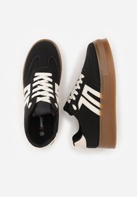 Renee - Czarne Sneakersy w Stylu Klasycznych Tenisówek na Grubej Podeszwie Yenoinne. Kolor: czarny #7